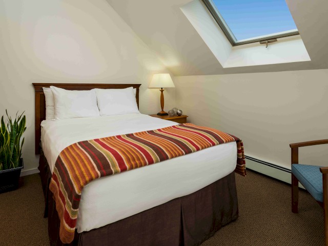 Sun House Guestroom